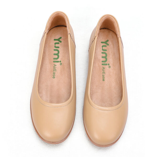 466A6386 Yumi AirEase Ballet flats women soft leather shoes (Cosmic Latte Beige)